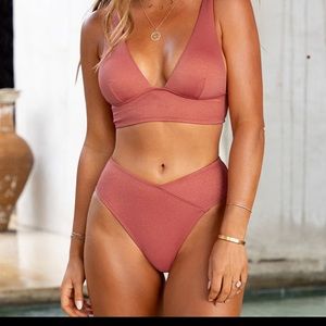 CUPSHE x Jojo Fletcher swimsuit